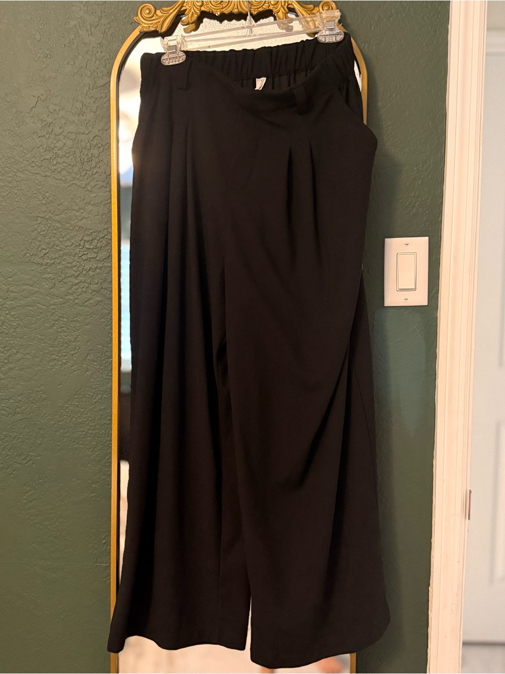 HALARA Black Wide-Leg Pants with Elastic Waist